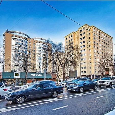Суперкомфортная 1-Ком Квартира В Самом Центре Г.Алматы Almaty Eksteriør billede
